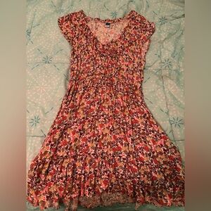 Old Navy floral dress (size s)